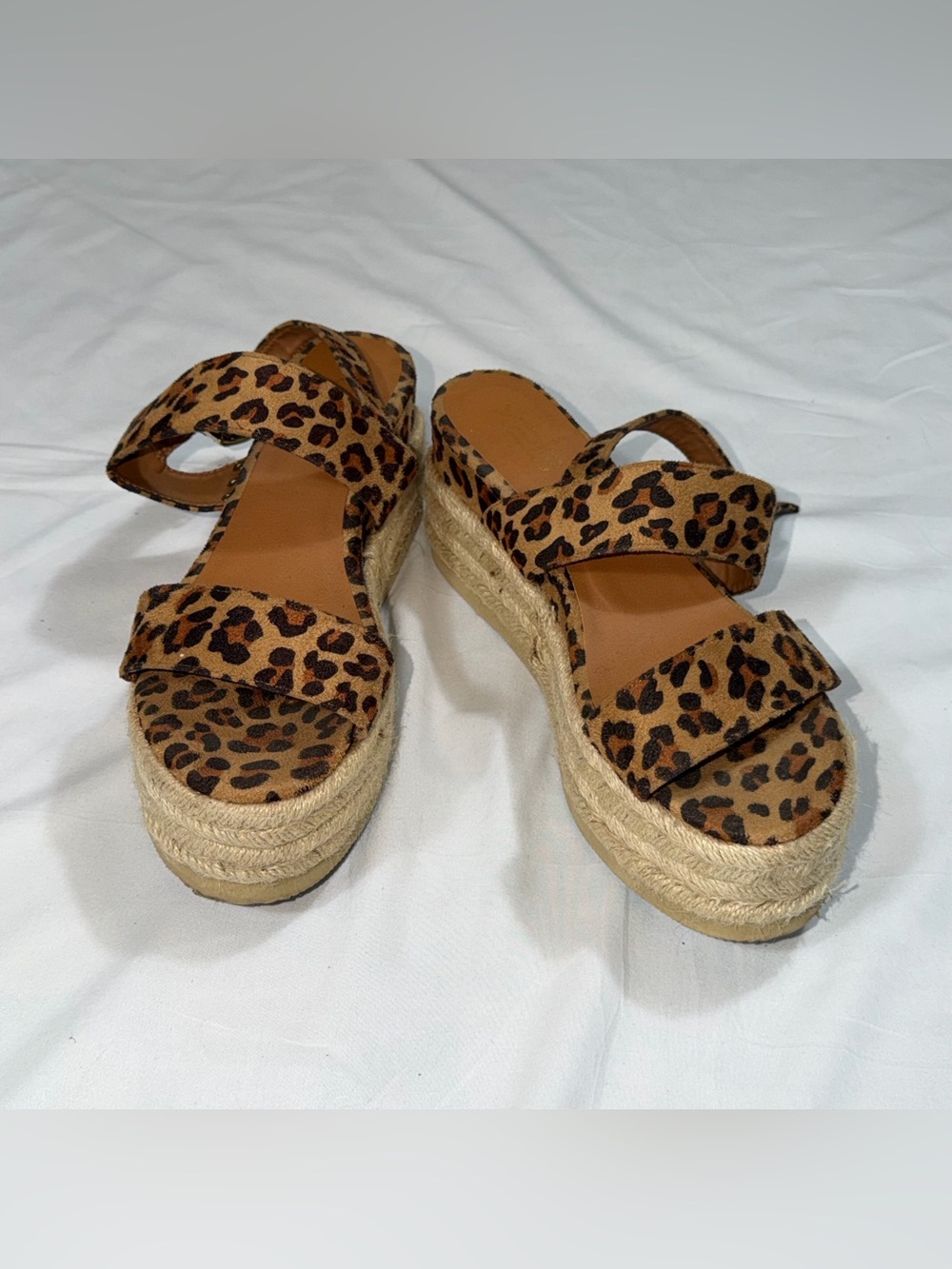 X2B Leopard Print Espadrille Platform Wedge Sandals Womens Size 11